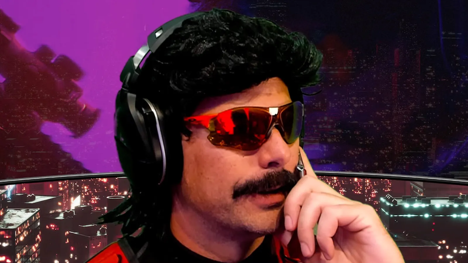 Doc在他的舊平台揭露了新的排他性規則後，將厚臉皮的戳刺在Twitch上
