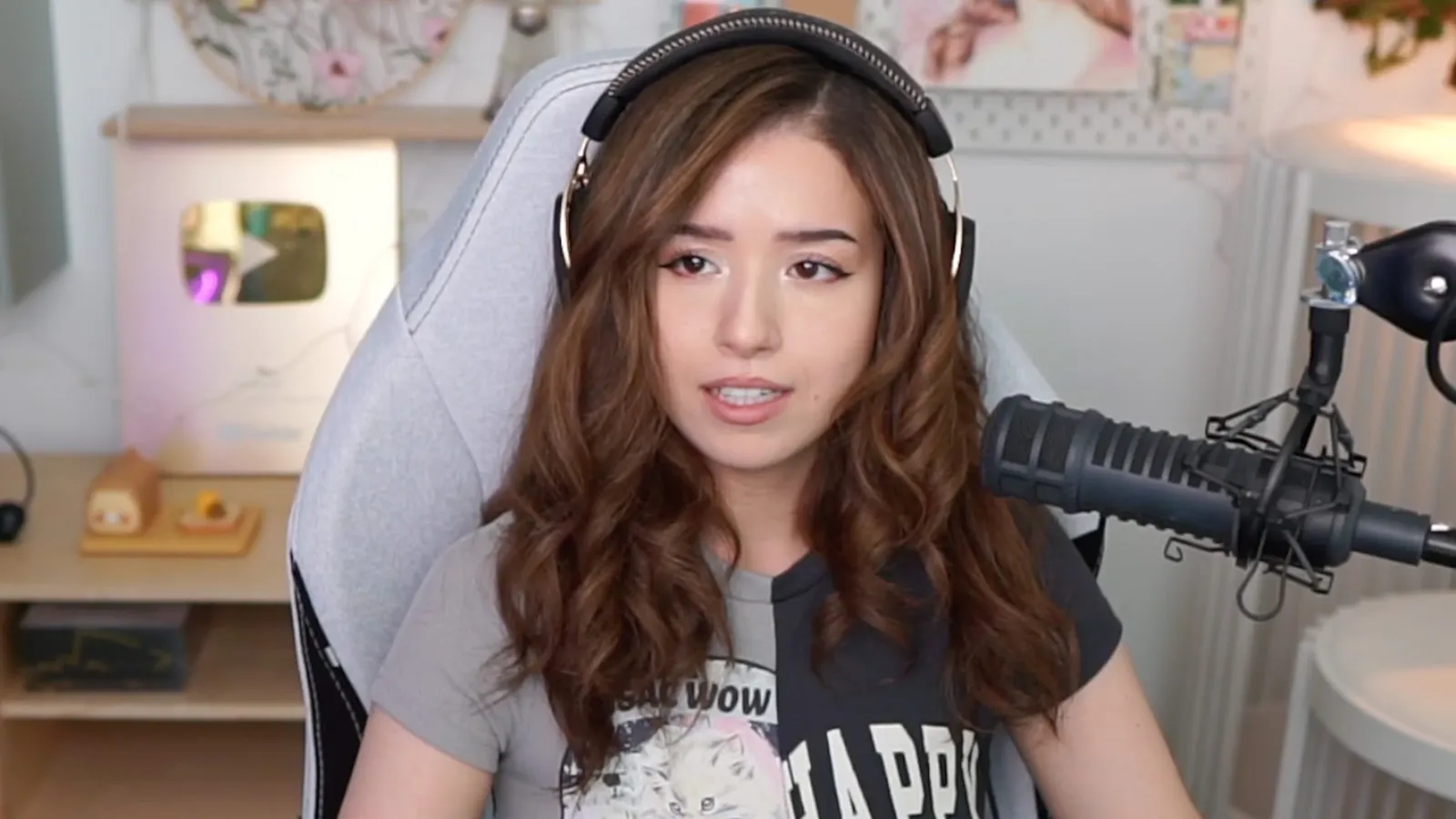 Pokimane 是否會驚喜亮相 Sh*tCamp 2022？這是我們所知道的