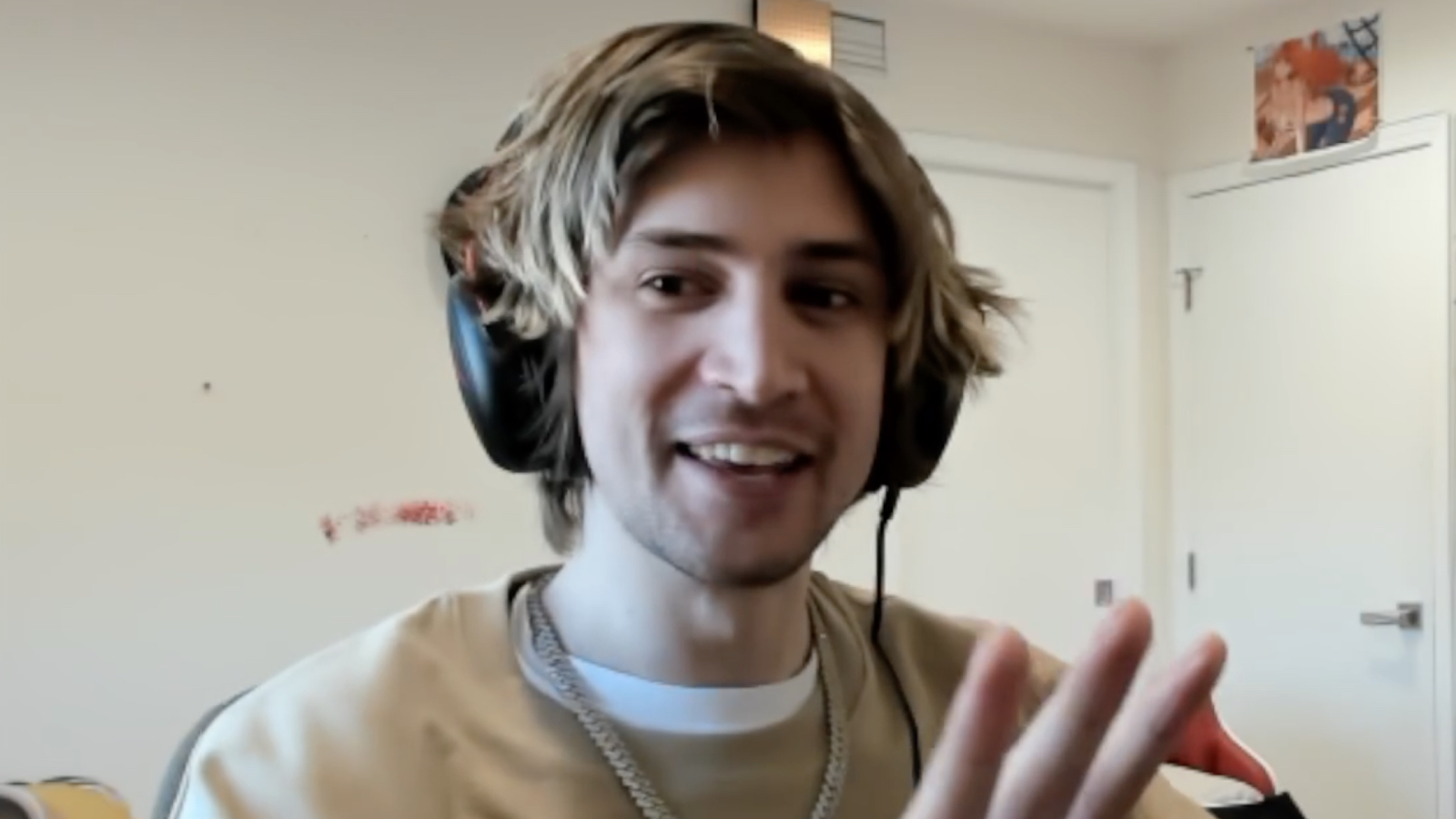迄今為止，觀眾幻燈片對XQC在2022年的Twitch上的扼殺無濟於事