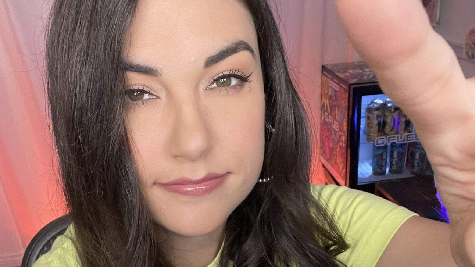 “那么f **王什么？”：萨沙·格雷（Sasha Gray）完全超过了抽搐的观众