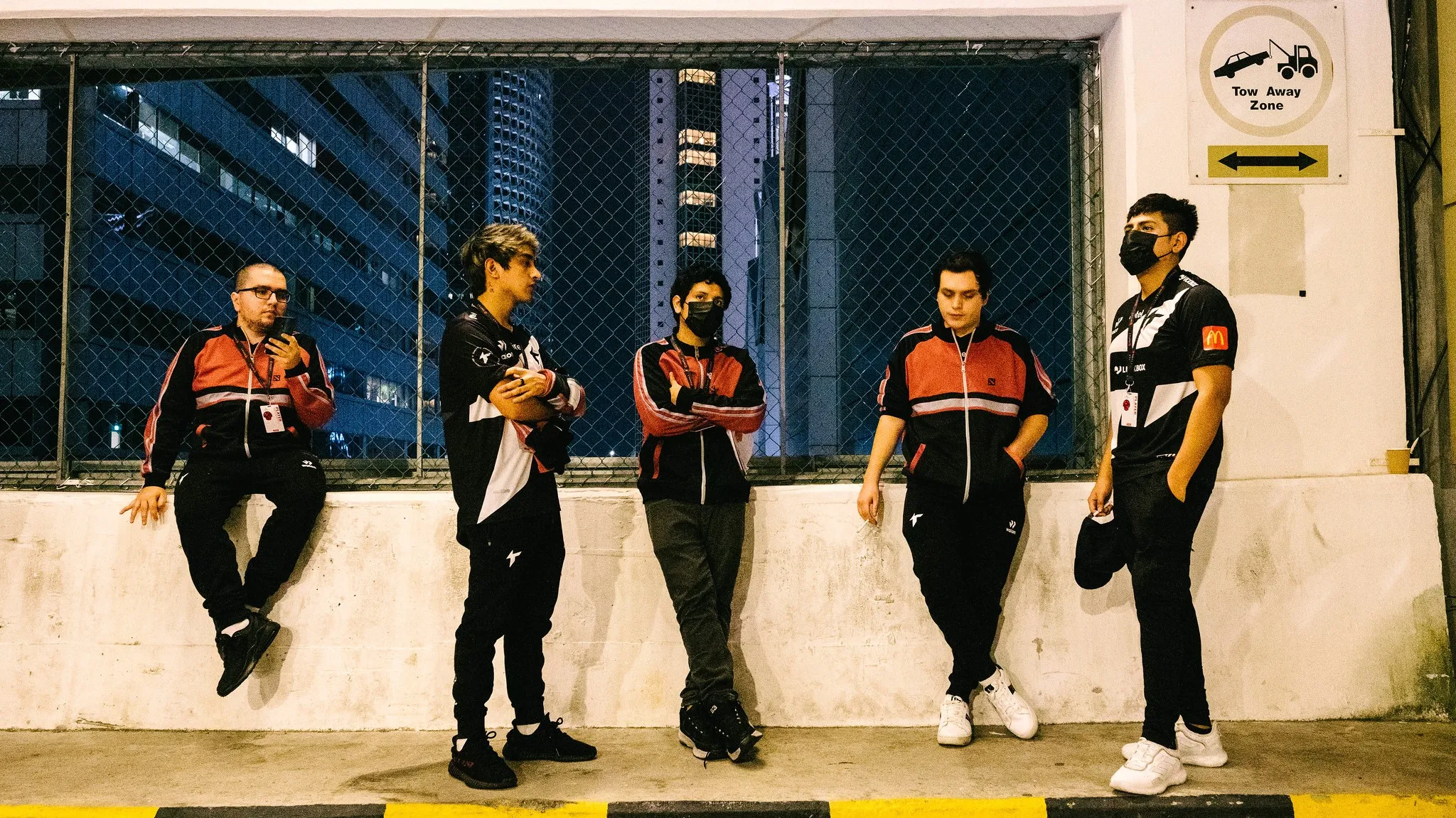 尽管在 TI11 上创造了 Dota 2 的历史，但雷霆觉醒在阵容洗牌中失去了 Darkmago