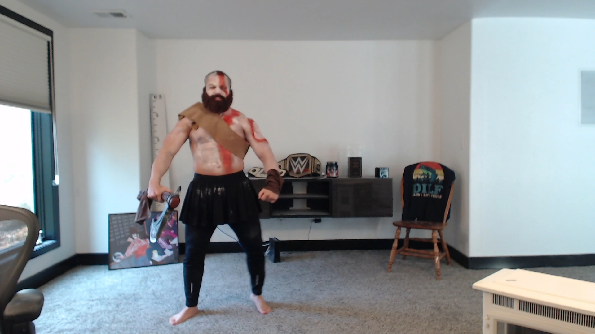 Tyler1 在《战神诸神黄昏》直播期间以毫不费力的奎托斯角色扮演给观众带来惊喜