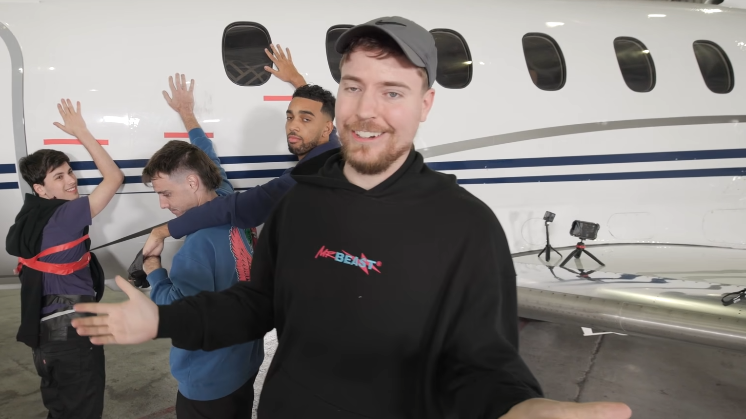 MRBEAST希望通过大多数YouTube用户经过Pewdiepie