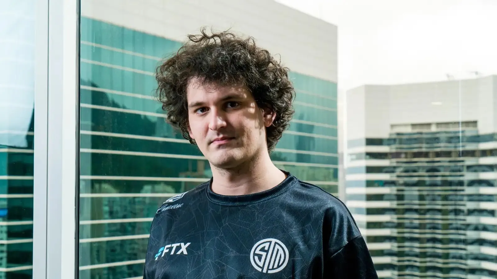FTX創辦人因在會議中玩LoL遊戲而聞名，可能會被禁止玩