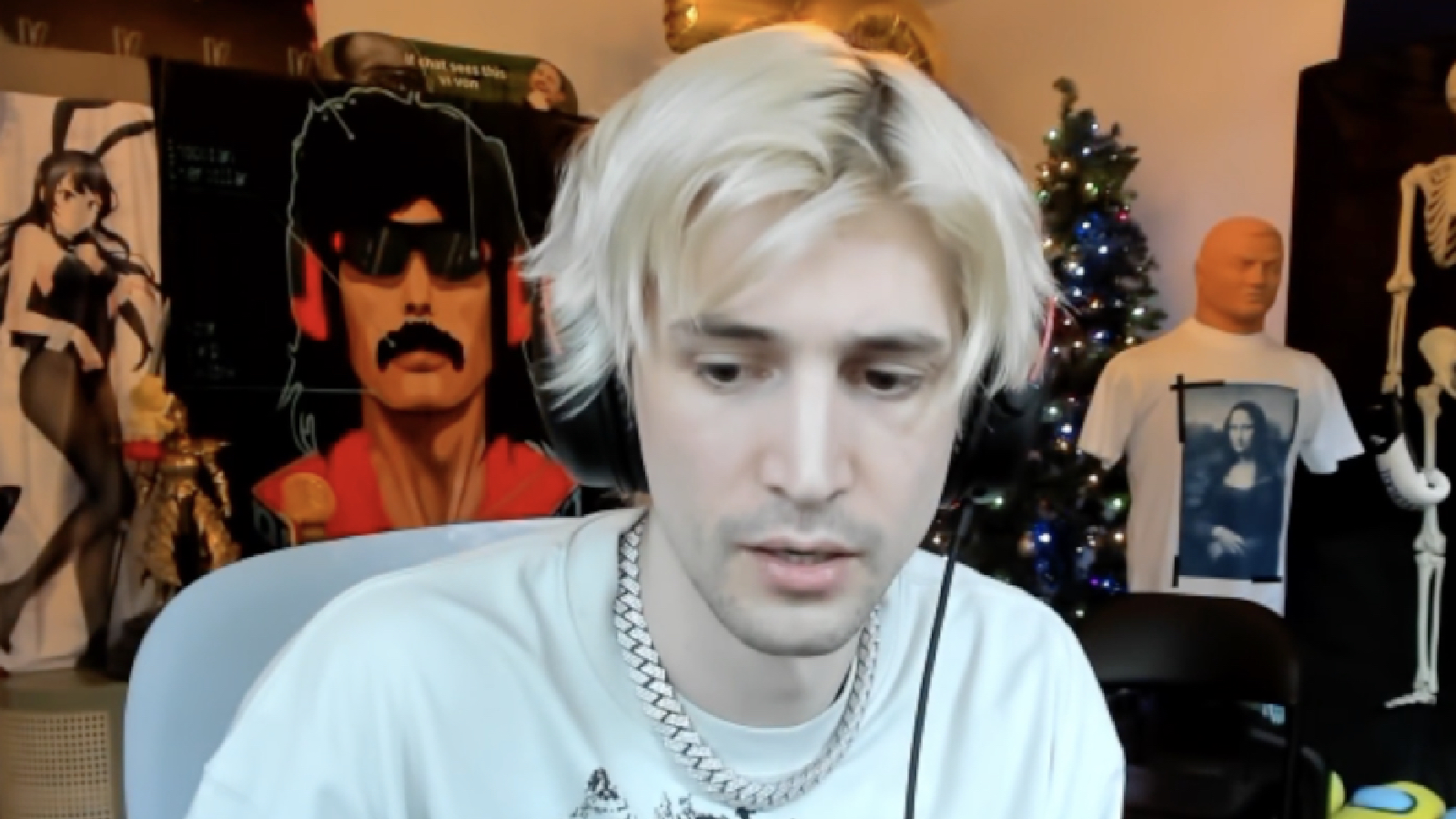 Twitch 明星因“顶空问题”突然退出直播后，xQc 粉丝感到担忧