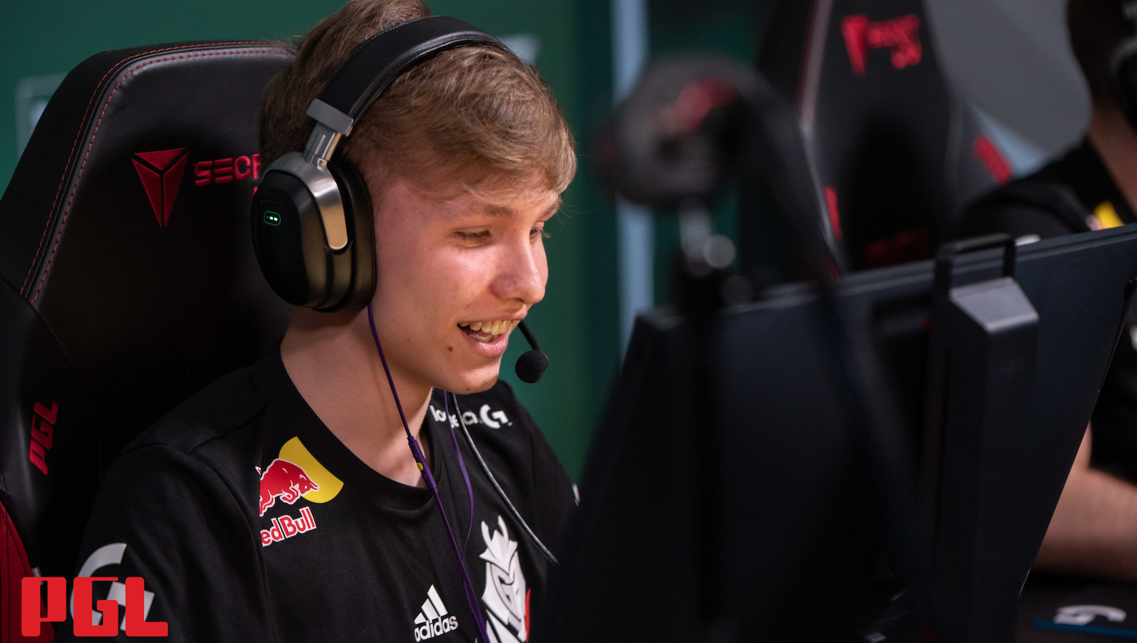CS：Go Prodigy M0nesy頂部S1MPLE，G2步行到Navi