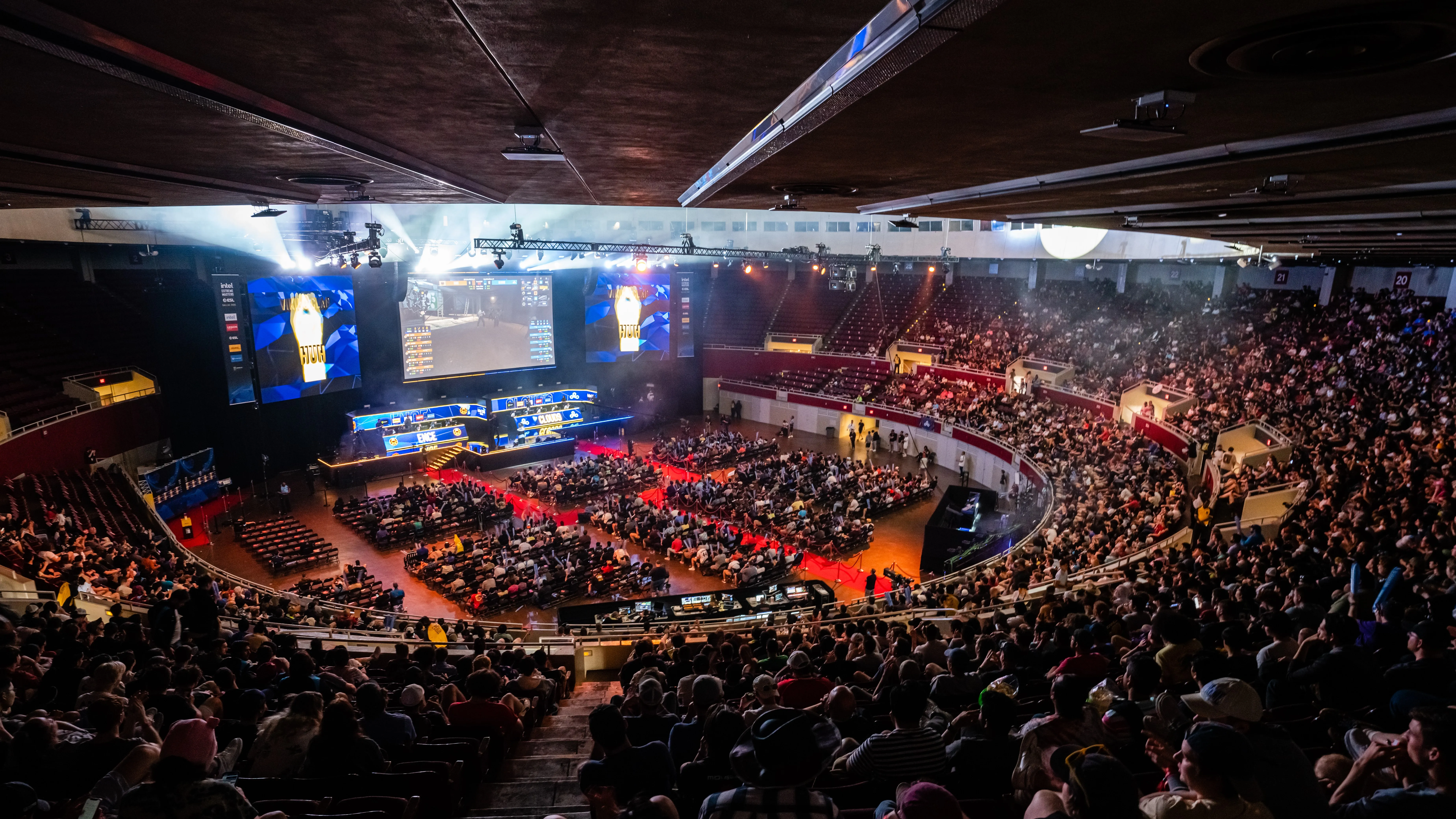 ESL 和 BLAST 對 Valve 在 2025 年終止合作《反恐精英》聯盟做出反應