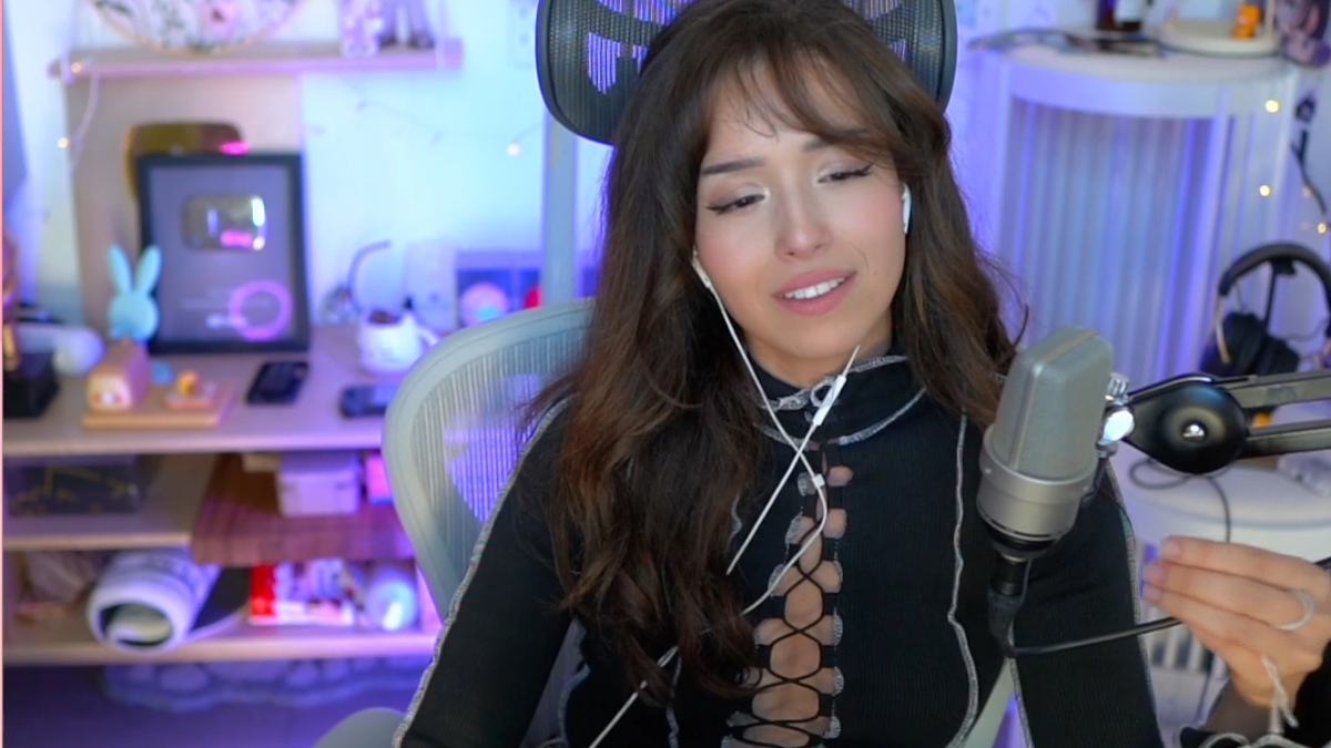 Pokimane將Trainwrecks當場稱為Twitch的“最腐敗”彩帶