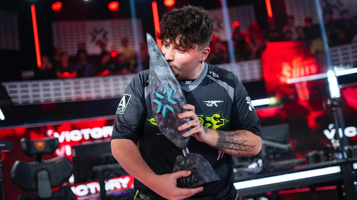 资深 CWL 职业选手成为首位进入 VALORANT 大联盟的 CoD 明星