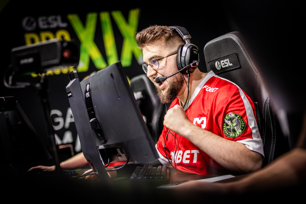 MOUZ橫掃Vitality舉起CS2時代首個ESL職業聯賽獎杯