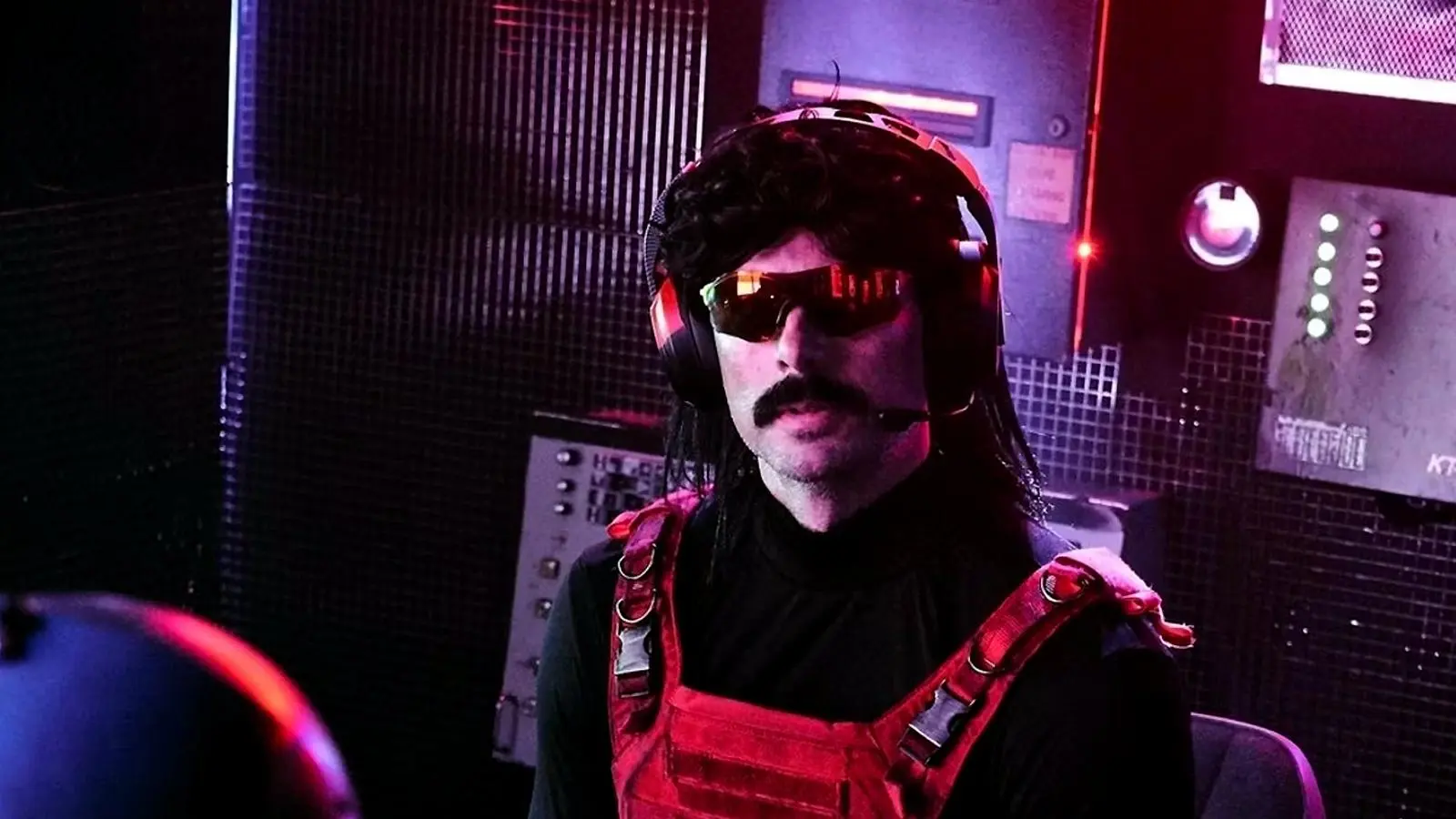 拜托，我们当然不会让 Dr Disrespect 重返流媒体